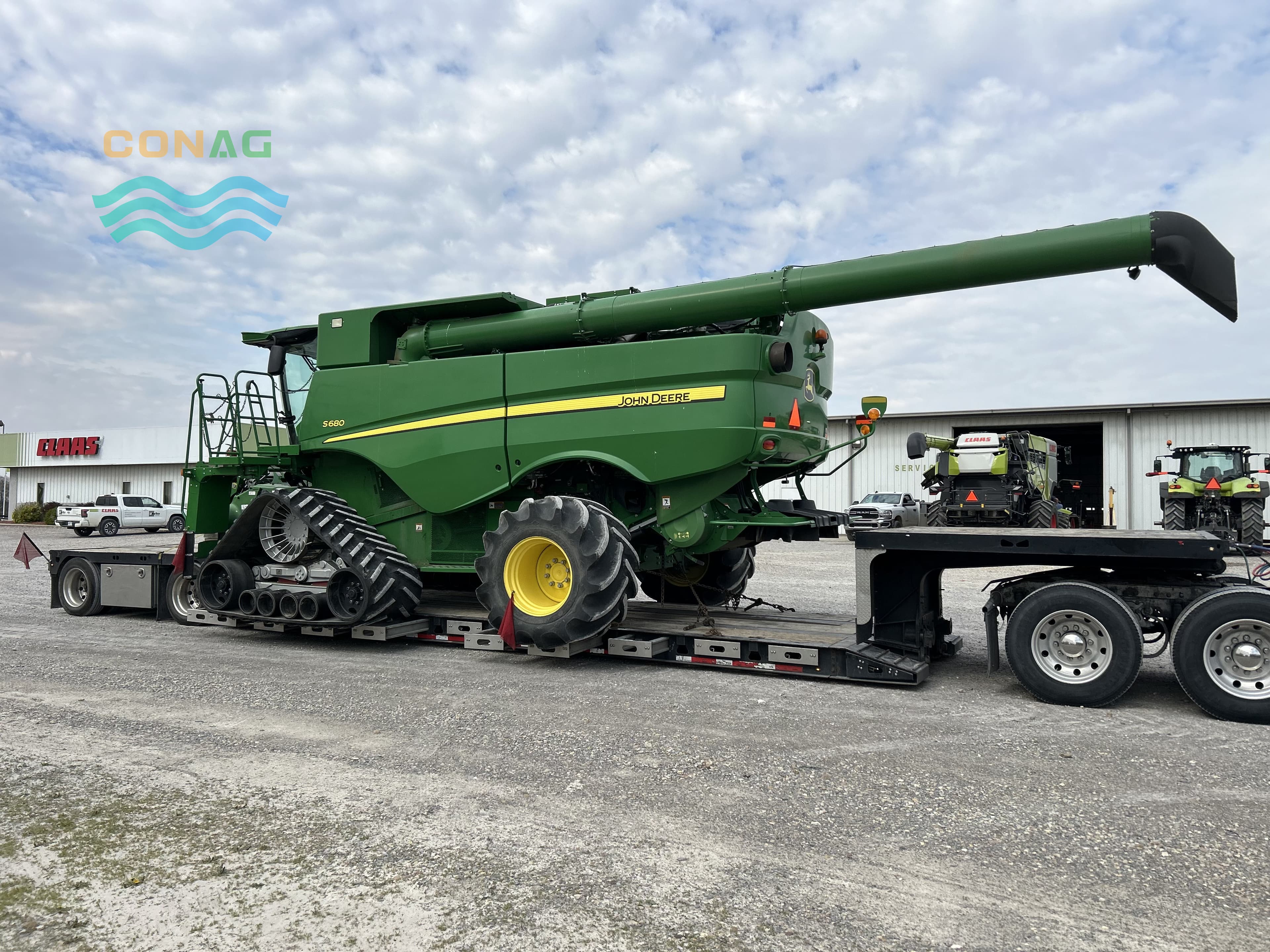 Combine Harvester John Deere S680